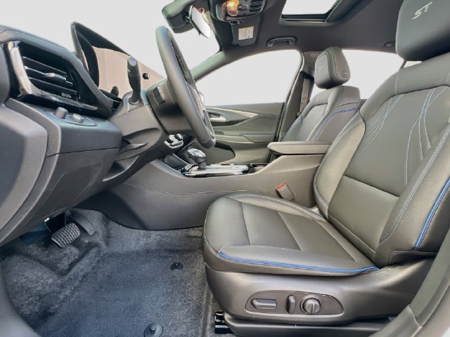 New 2026 Buick Envista Sport Touring w/ Convenience I Package FWD image 15