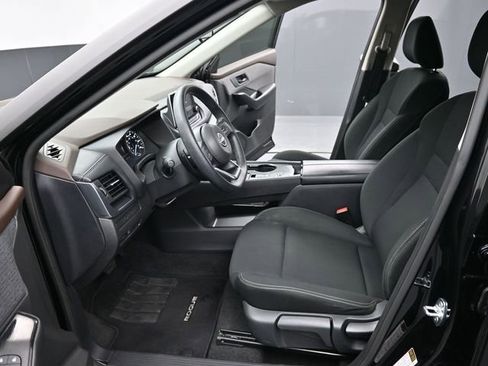 Used 2023 Nissan Rogue S FWD image 26