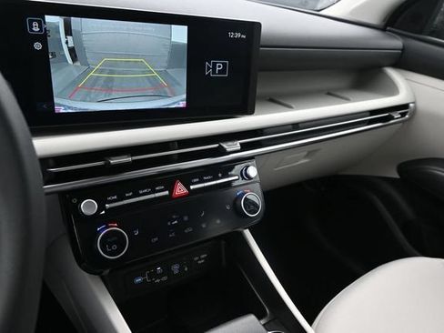 Used 2025 Hyundai Tucson SEL FWD image 12