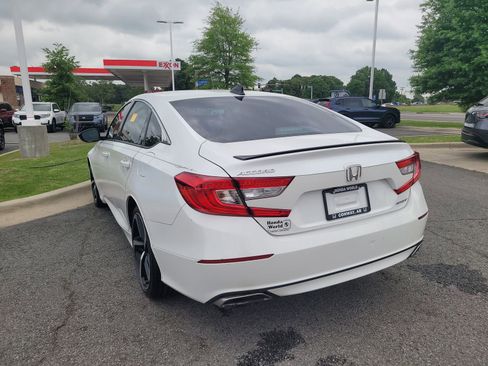 Used 2021 Honda Accord Sport image 5
