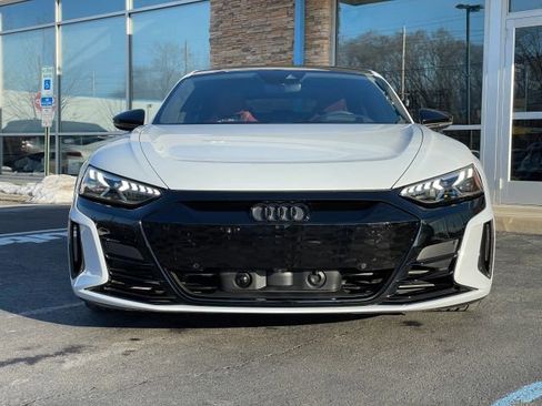 Used 2022 Audi RS e-tron GT w/ Carbon Performance Package image 46