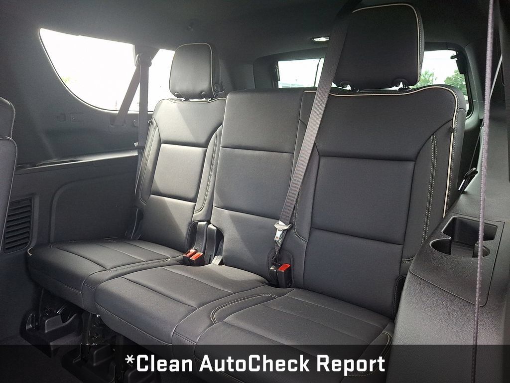 Certified 2026 Chevrolet Suburban Premier w/ Sun And Tow Package AWD/4WD image 14