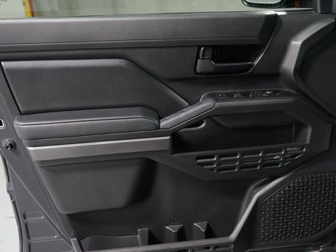 Certified 2024 Toyota Tacoma SR5 image 31