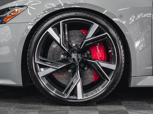 Used 2021 Audi RS 6 w/ Carbon Optic Package AWD/4WD image 12