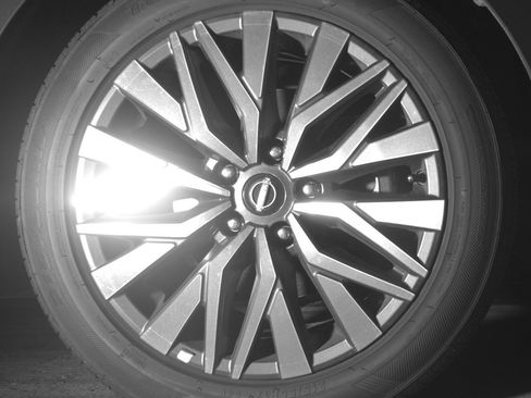 Used 2025 Nissan Altima 2.5 SV FWD image 13