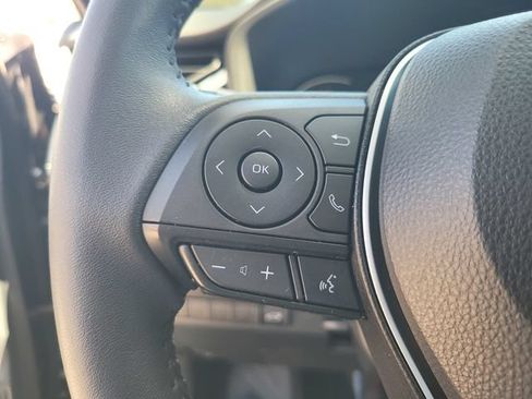 Used 2023 Toyota RAV4 XLE Premium FWD image 27