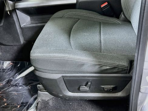 Used 2022 RAM 1500 Classic Warlock w/ Electronics Group AWD/4WD image 18