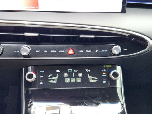 New 2026 Genesis GV70 2.5T image 13