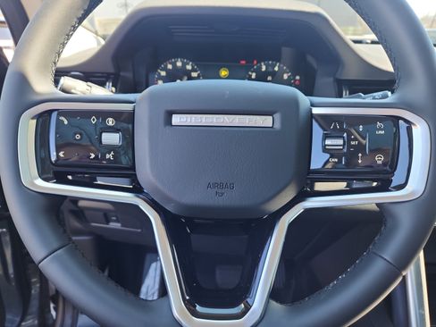 Certified 2025 Land Rover Discovery Sport S image 18