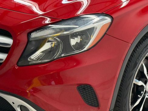 Used 2017 Mercedes-Benz GLA 250 image 4
