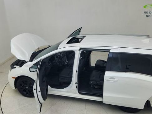 Used 2023 Honda Odyssey Sport image 88