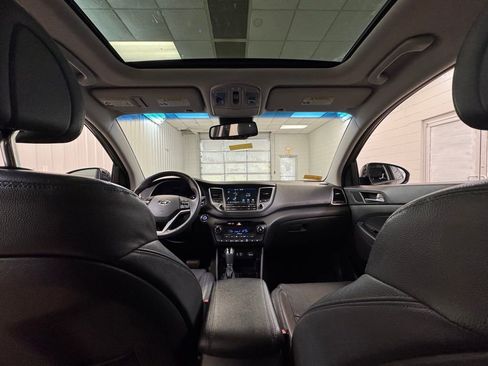 Used 2016 Hyundai Tucson Limited w/ Option Group 03 image 21