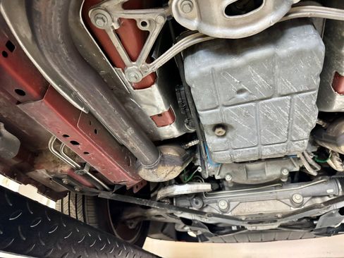 Used 2003 Ford Thunderbird image 92