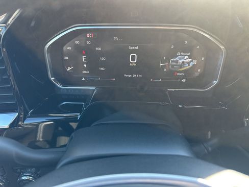 New 2026 GMC Sierra 2500 SLE w/ SLE Value Package; image 27