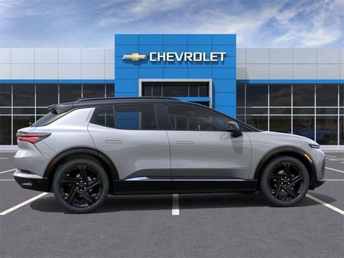 New 2026 Chevrolet Equinox EV RS FWD image 5