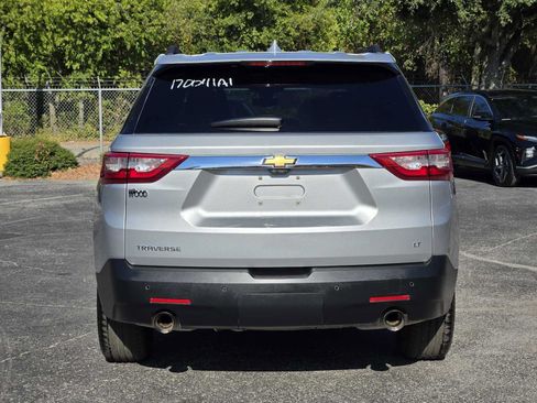 Certified 2021 Chevrolet Traverse LT w/ LT Premium Package FWD image 6