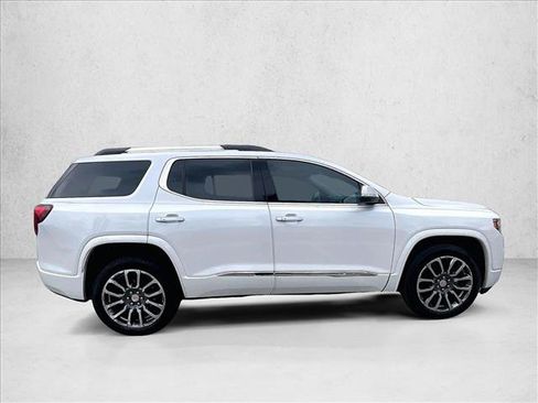 Used 2020 GMC Acadia Denali w/ Trailering Package FWD image 5