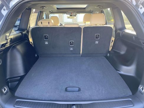 New 2025 Jeep Grand Cherokee Limited w/ Luxury Tech Group II image 10