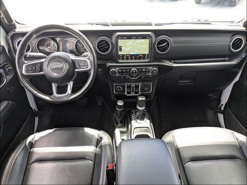 Used 2022 Jeep Gladiator Overland w/ Popular Equipment Package AWD/4WD image 21