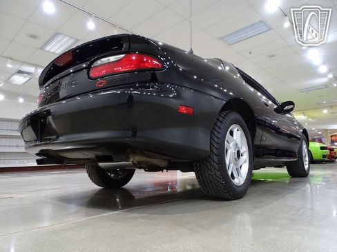 Used 1995 Chevrolet Camaro Z28 image 17
