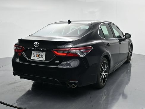 Used 2024 Toyota Camry SE FWD image 6