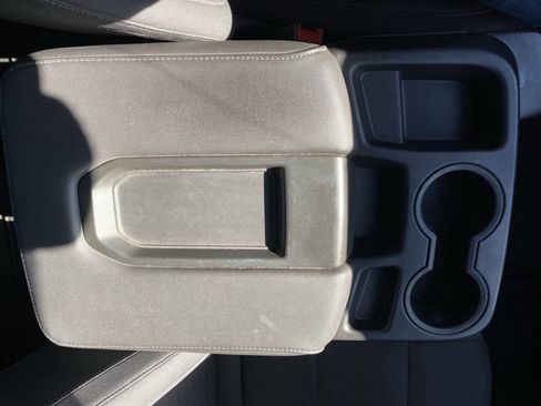 Used 2024 Chevrolet Silverado 2500 Custom w/ Custom Value Package image 28