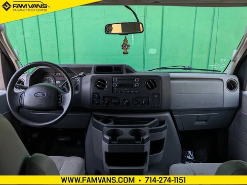 Used 2013 Ford E-350 and Econoline 350 XLT RWD image 18