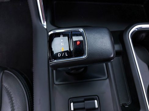 Used 2022 GMC Sierra 1500 Denali w/ Technology Package AWD/4WD image 30