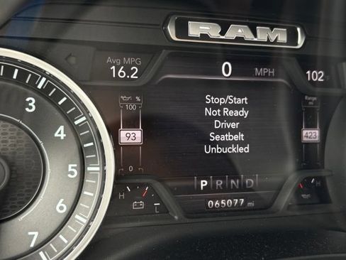 Used 2023 RAM 1500 Laramie AWD/4WD image 30