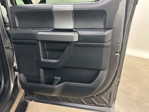 Used 2015 Ford F150 XLT w/ Equipment Group 302A Luxury image 22