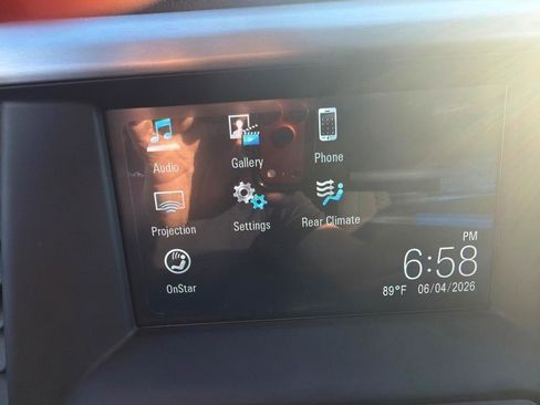 Used 2019 GMC Acadia SLE FWD image 21