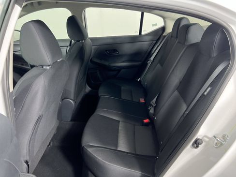 Used 2025 Nissan Sentra SV FWD image 21