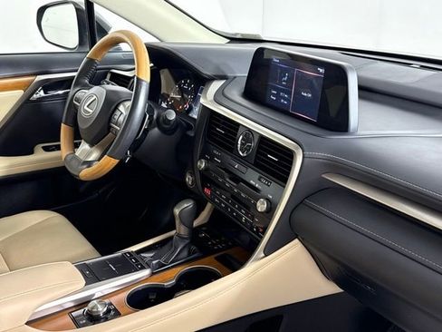 Certified 2022 Lexus RX 350 FWD w/ Premium Package image 32