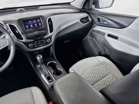 Used 2020 Chevrolet Equinox LS w/ LS Convenience Package FWD image 22