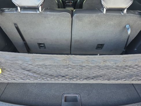 Used 2024 Ford Explorer ST-Line w/ Class IV Trailer Tow Package image 10