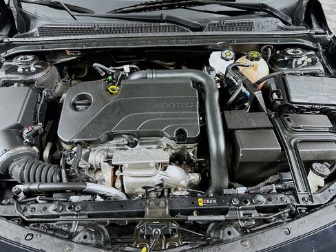 Used 2023 Chevrolet Malibu LT FWD image 28
