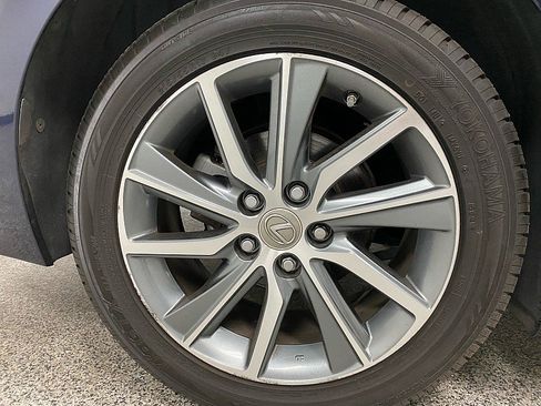 Used 2016 Lexus ES 300h image 25