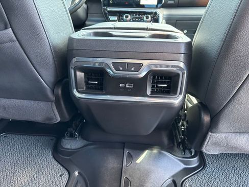 Used 2025 GMC Sierra 1500 Denali w/ Technology Package AWD/4WD image 31
