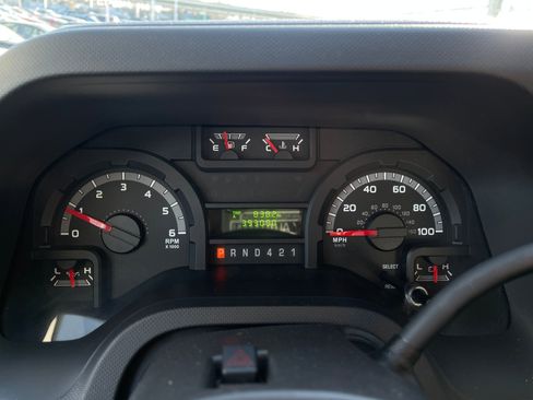 Used 2016 Ford E-450 and Econoline 450 Super Duty image 20