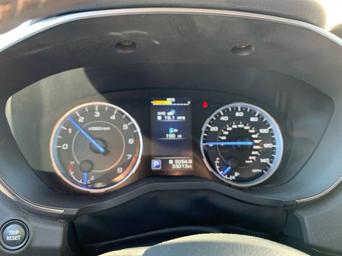 Certified 2022 Subaru Ascent Touring w/ Popular Package #2A image 3