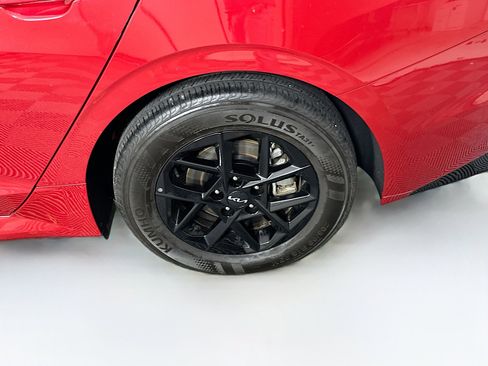 Used 2025 Kia K5 LXS image 11