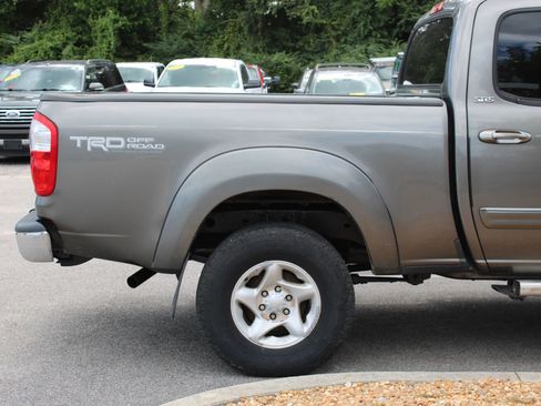 Used 2004 Toyota Tundra SR5 image 9
