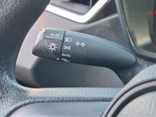 Used 2020 Toyota Corolla LE FWD image 16