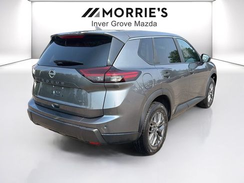 Used 2024 Nissan Rogue S AWD/4WD image 5