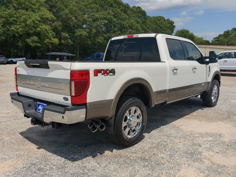 Used 2021 Ford F250 King Ranch w/ King Ranch Ultimate Package AWD/4WD image 3