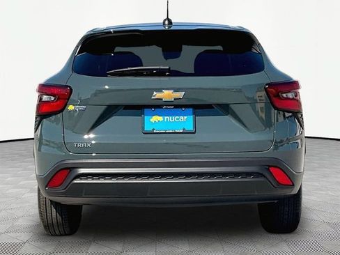 New 2026 Chevrolet Trax LS FWD image 5