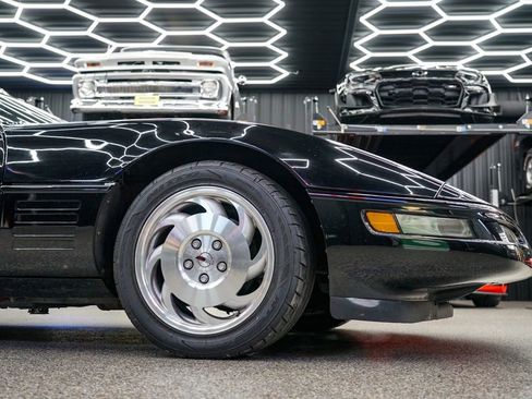 Used 1994 Chevrolet Corvette Coupe image 11