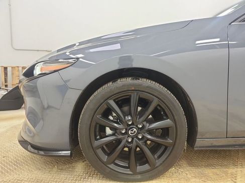 Used 2024 MAZDA MAZDA3 Hatchback w/Premium Plus Pkg image 20