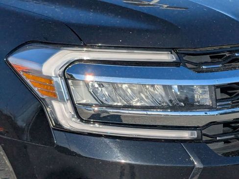Used 2024 Ford Expedition Max Limited AWD/4WD image 9