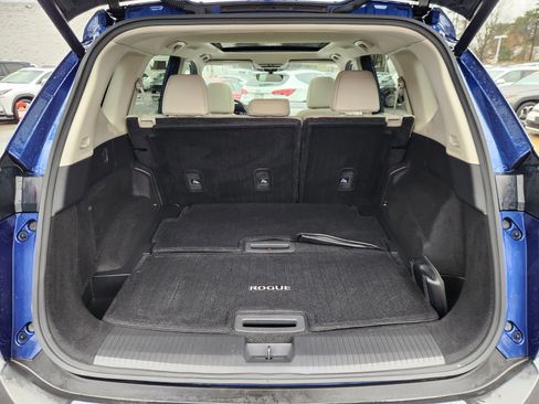 Used 2023 Nissan Rogue SL w/ SL Premium Package image 20